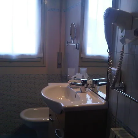 Trasimeno Bittarelli 3* קאסטיגליונה דל לאגו