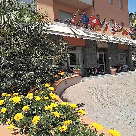 מלון Trasimeno Bittarelli קאסטיגליונה דל לאגו