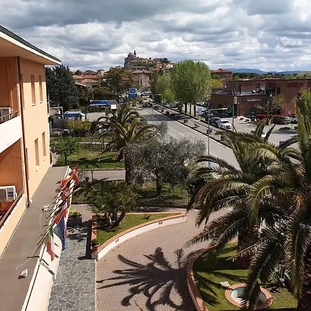 Trasimeno Bittarelli מלון 3*